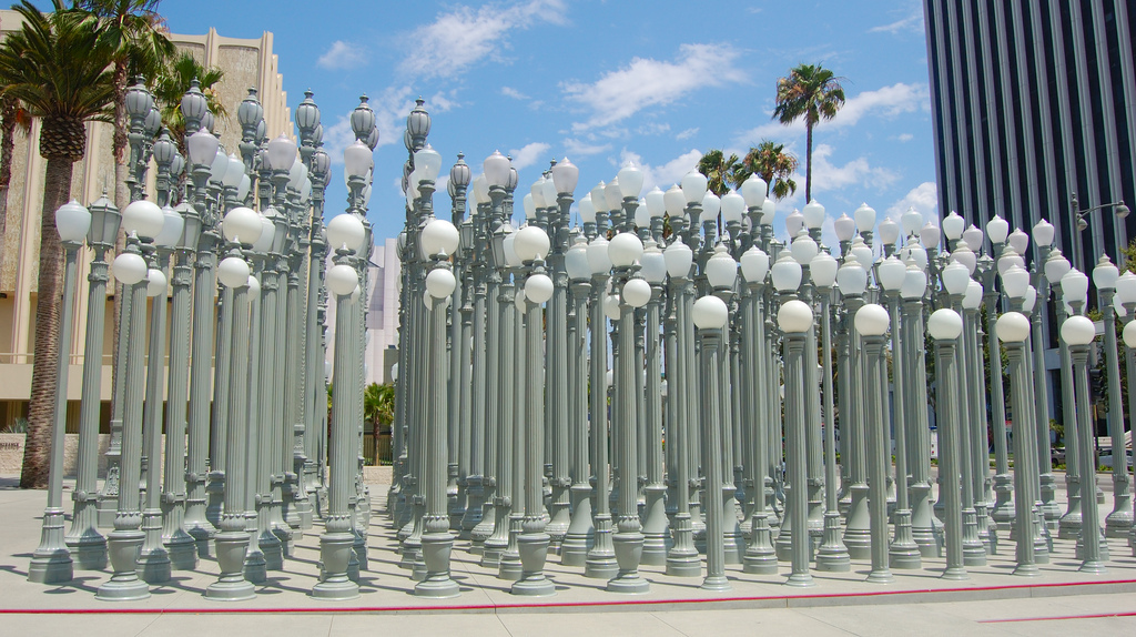 Chris Burden (1946- ) - Urban Light, 2009 another wide view - Los ...