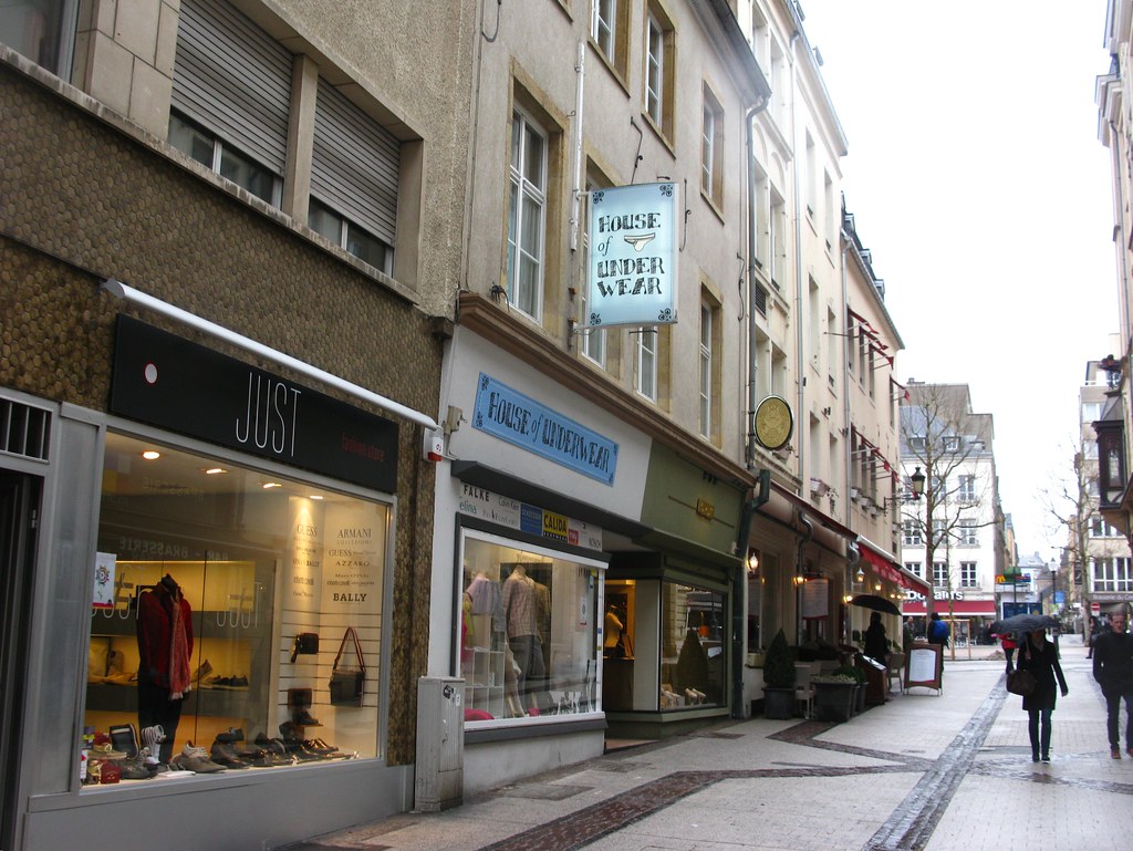 Avenue de la Porte Neuve, Luxembourg City | Tilemahos Efthimiadis ...