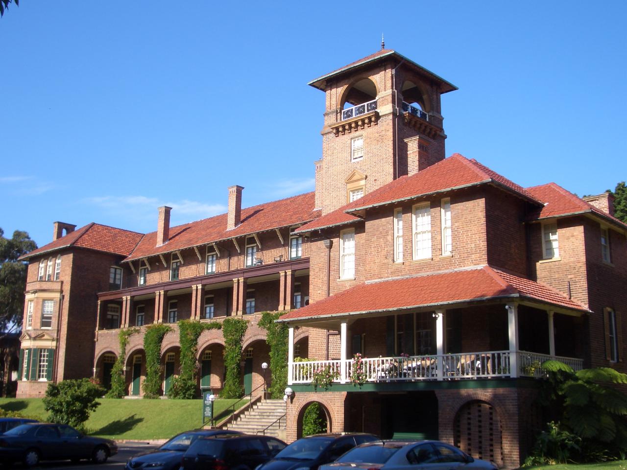 File:Camperdown Womens College.JPG - Wikimedia Commons